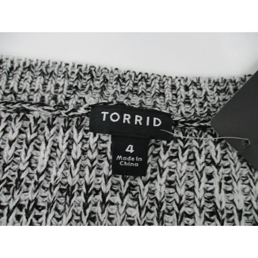 Torrid Womens Sweater 4X Grey Cold Shoulder Long Sleeves Casual Knit Preppy New